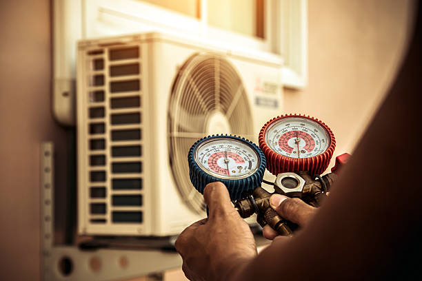 Professional Hvac technician working in Lexington, OK